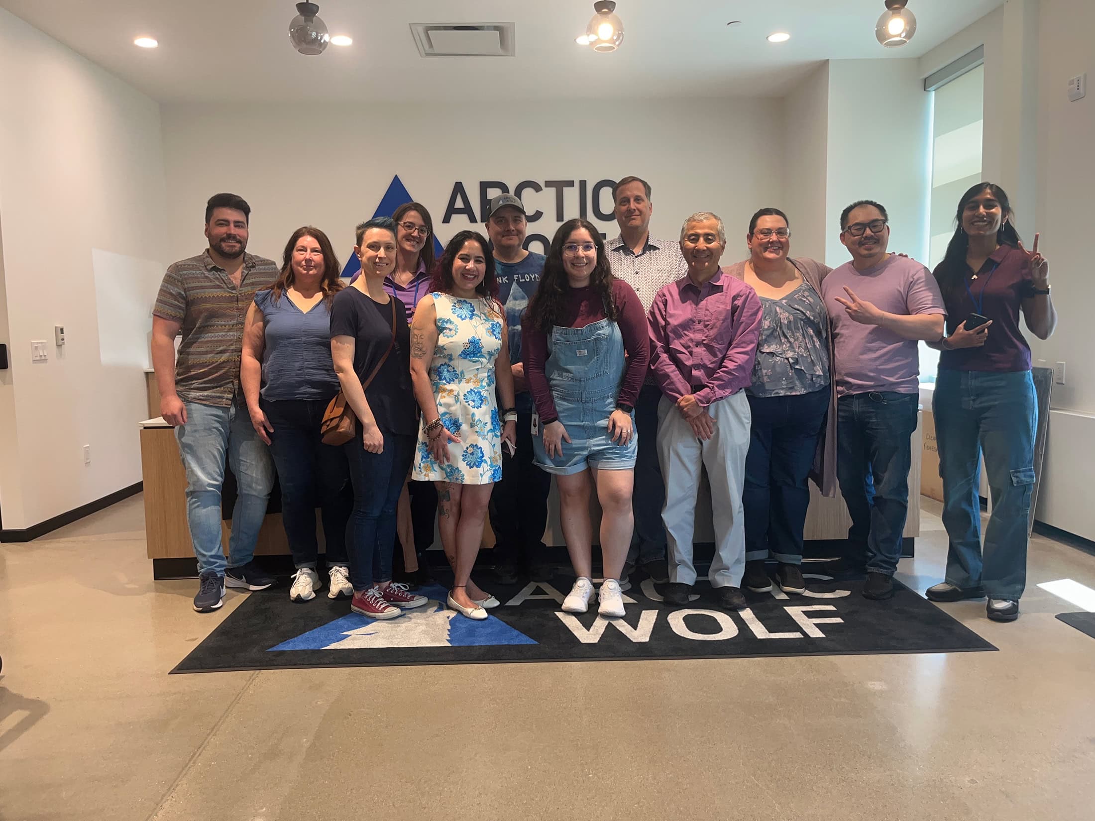Arctic Wolf Proud Wolves gallery image